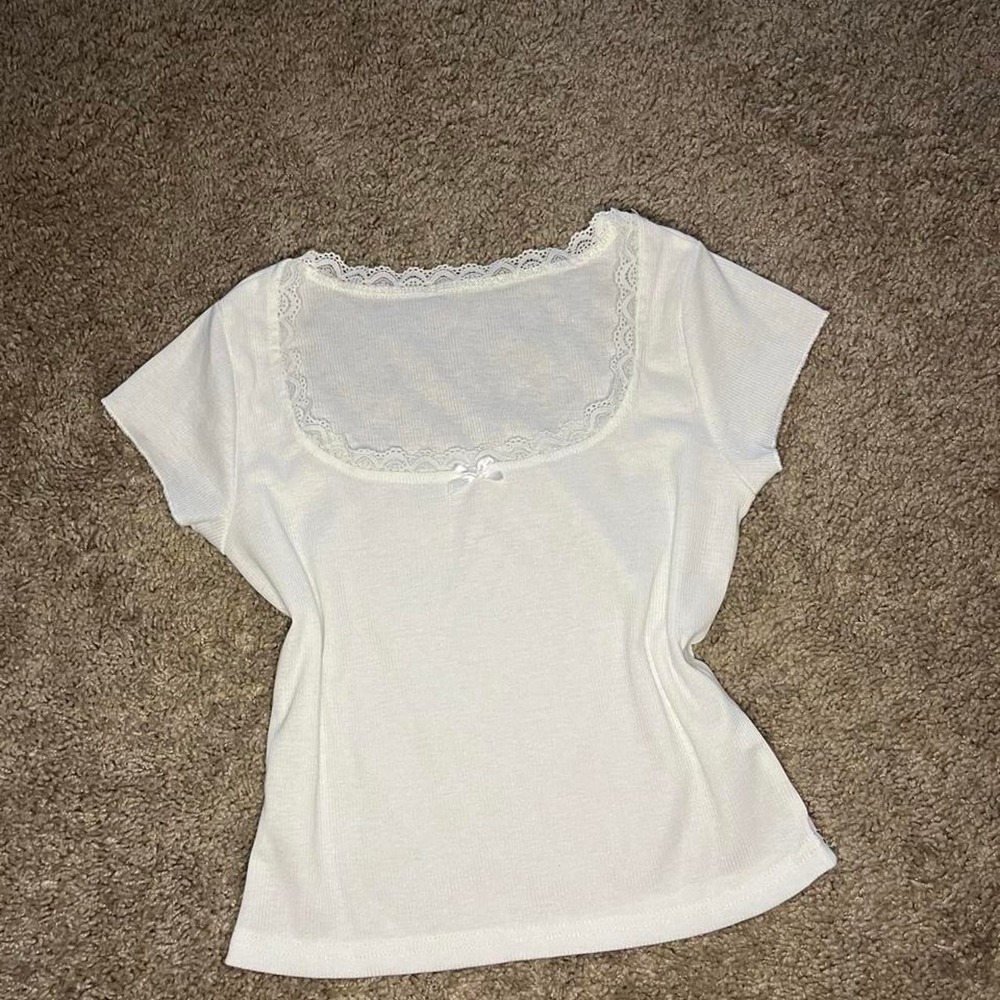 White lace babydoll top with lace trim and bow detail size s